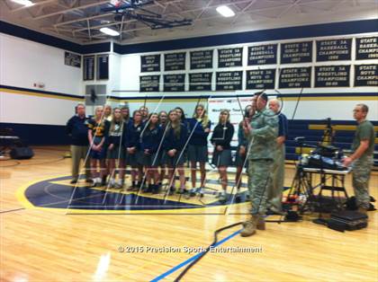 Thumbnail 1 in Helias TOC Ceremony photogallery.