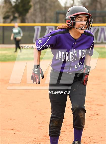 Thumbnail 2 in Myers Park @ Ardrey Kell photogallery.