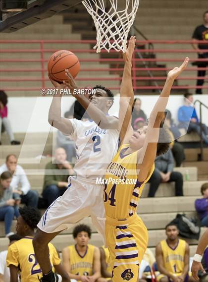 Thumbnail 3 in Chillicothe vs Reynoldsburg (Stephen Gussler Invitational) photogallery.
