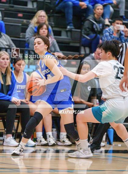 Thumbnail 3 in Caruthers vs Evergreen Valley (CIF Div 3 Round 1) photogallery.