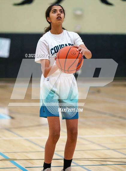 Thumbnail 3 in Caruthers vs Evergreen Valley (CIF Div 3 Round 1) photogallery.