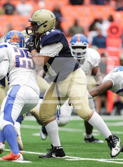 Thumbnail 3 in West Genesee vs. Nottingham (Kickoff Classic) photogallery.