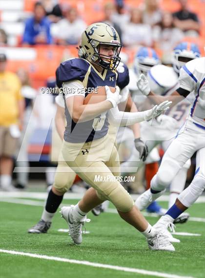 Thumbnail 1 in West Genesee vs. Nottingham (Kickoff Classic) photogallery.