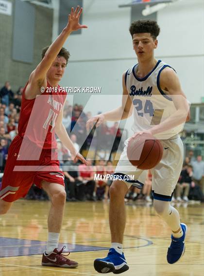 Thumbnail 2 in Bothell vs. Mount Si photogallery.