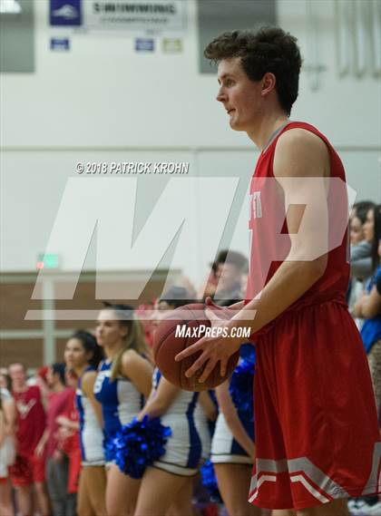 Thumbnail 1 in Bothell vs. Mount Si photogallery.