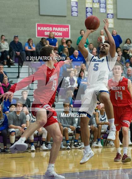 Thumbnail 2 in Bothell vs. Mount Si photogallery.