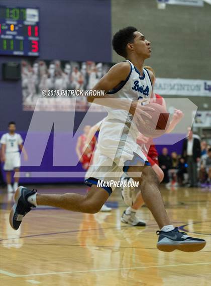 Thumbnail 2 in Bothell vs. Mount Si photogallery.