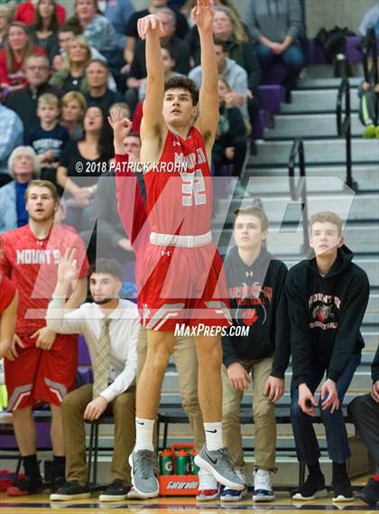 Thumbnail 1 in Bothell vs. Mount Si photogallery.