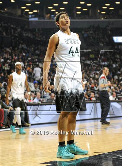 Thumbnail 2 in Jordan Brand Classic (Boys Game) photogallery.
