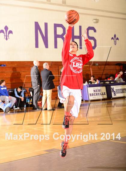 Thumbnail 3 in Maine-Endwell vs Peekskill (NYSPHSAA Class A Regional Final) photogallery.