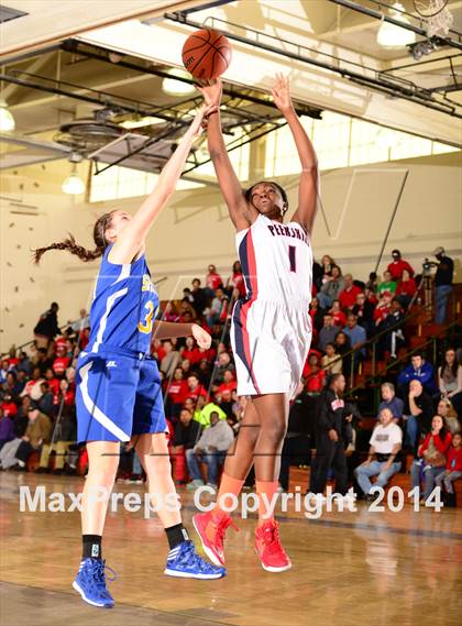 Thumbnail 1 in Maine-Endwell vs Peekskill (NYSPHSAA Class A Regional Final) photogallery.