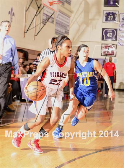 Thumbnail 2 in Maine-Endwell vs Peekskill (NYSPHSAA Class A Regional Final) photogallery.