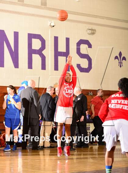 Thumbnail 2 in Maine-Endwell vs Peekskill (NYSPHSAA Class A Regional Final) photogallery.