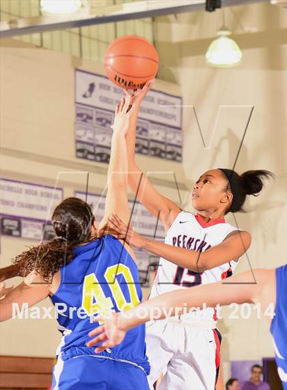 Thumbnail 1 in Maine-Endwell vs Peekskill (NYSPHSAA Class A Regional Final) photogallery.