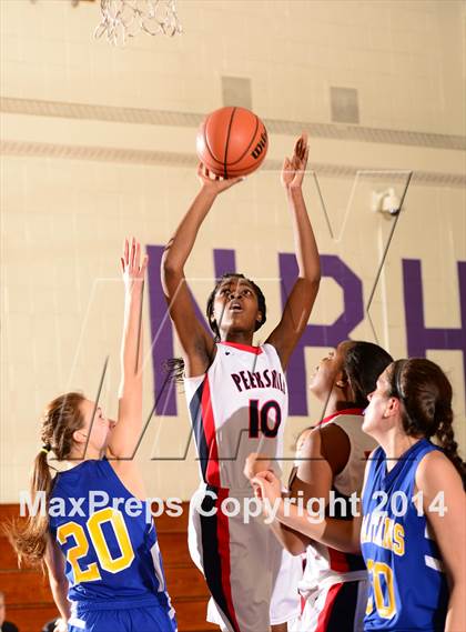 Thumbnail 3 in Maine-Endwell vs Peekskill (NYSPHSAA Class A Regional Final) photogallery.