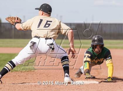 Thumbnail 2 in Tracy @ Enochs photogallery.