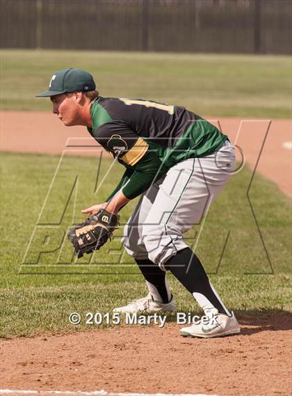 Thumbnail 2 in Tracy @ Enochs photogallery.