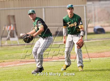 Thumbnail 1 in Tracy @ Enochs photogallery.