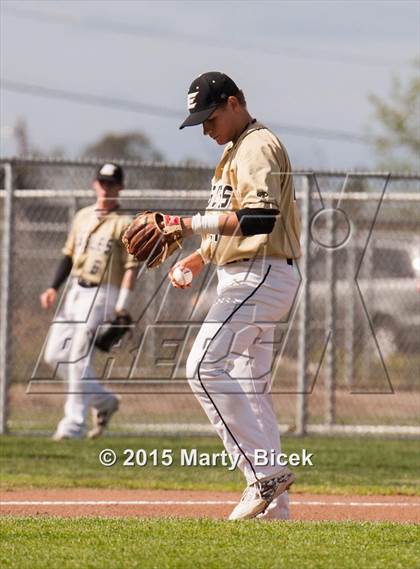 Thumbnail 1 in Tracy @ Enochs photogallery.
