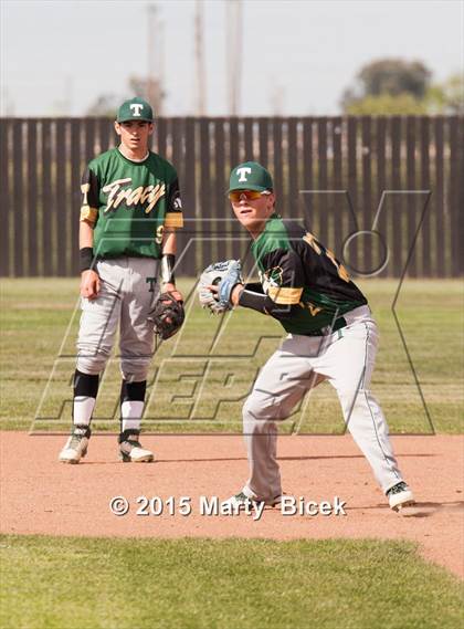 Thumbnail 1 in Tracy @ Enochs photogallery.