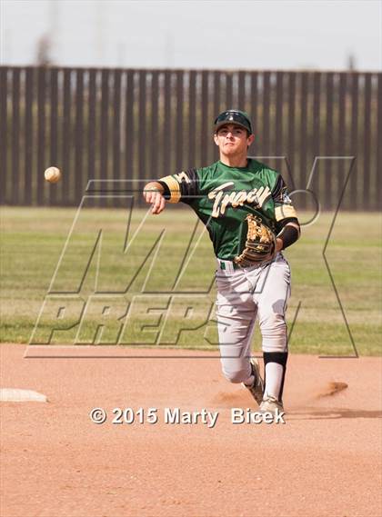 Thumbnail 1 in Tracy @ Enochs photogallery.