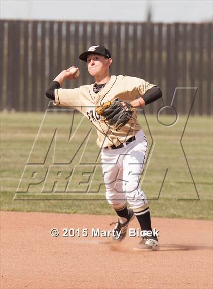 Thumbnail 3 in Tracy @ Enochs photogallery.