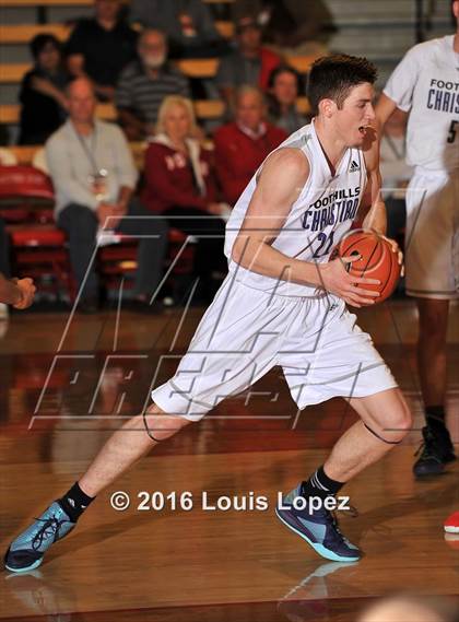 Thumbnail 2 in Foothills Christian @ Mater Dei (Nike Extravaganza) photogallery.
