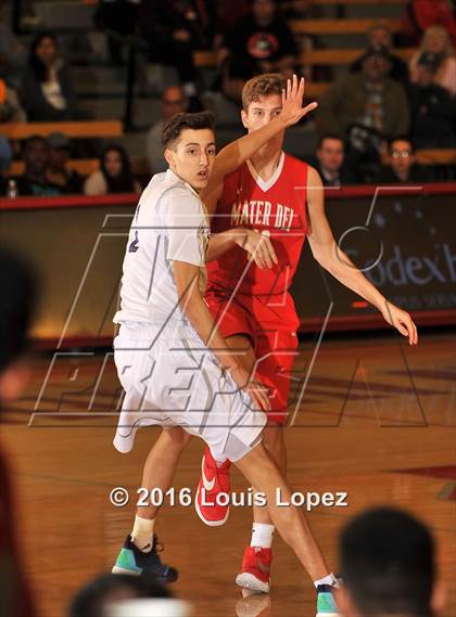 Thumbnail 3 in Foothills Christian @ Mater Dei (Nike Extravaganza) photogallery.