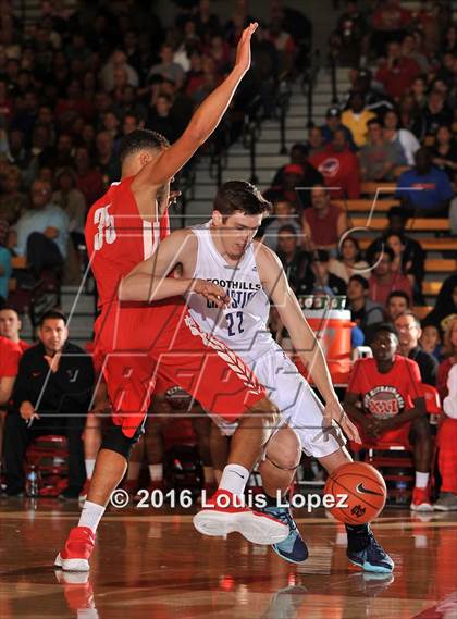 Thumbnail 3 in Foothills Christian @ Mater Dei (Nike Extravaganza) photogallery.