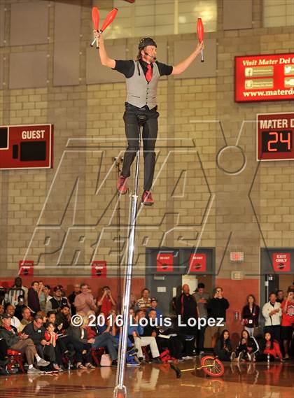 Thumbnail 2 in Foothills Christian @ Mater Dei (Nike Extravaganza) photogallery.