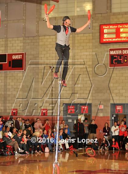 Thumbnail 3 in Foothills Christian @ Mater Dei (Nike Extravaganza) photogallery.