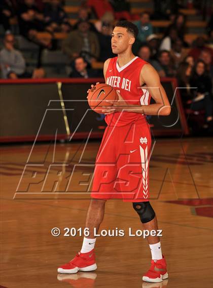Thumbnail 1 in Foothills Christian @ Mater Dei (Nike Extravaganza) photogallery.