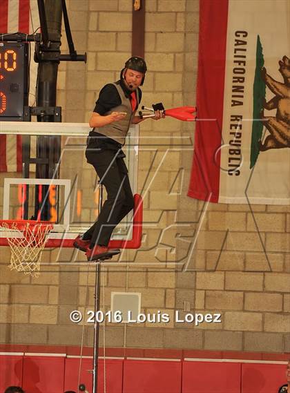 Thumbnail 1 in Foothills Christian @ Mater Dei (Nike Extravaganza) photogallery.