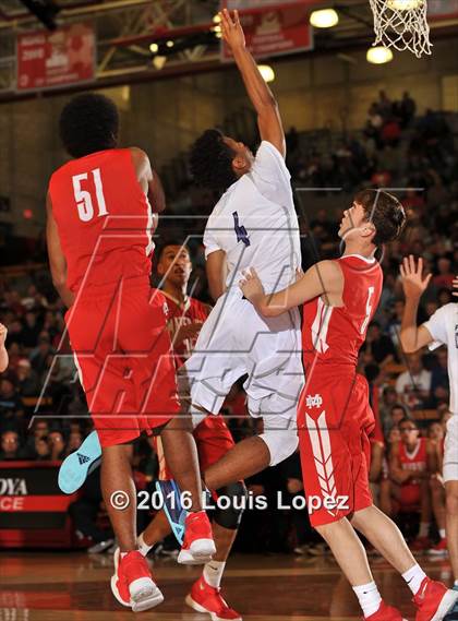 Thumbnail 2 in Foothills Christian @ Mater Dei (Nike Extravaganza) photogallery.