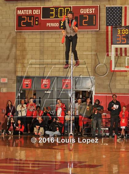Thumbnail 1 in Foothills Christian @ Mater Dei (Nike Extravaganza) photogallery.