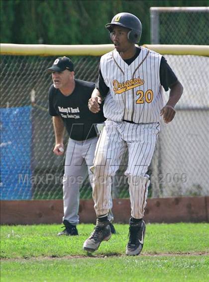 Thumbnail 1 in Bishop O'Dowd vs. Redwood ( Adam Wescott Tournament0 photogallery.