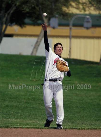 Thumbnail 1 in Bishop O'Dowd vs. Redwood ( Adam Wescott Tournament0 photogallery.