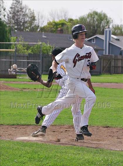 Thumbnail 1 in Bishop O'Dowd vs. Redwood ( Adam Wescott Tournament0 photogallery.