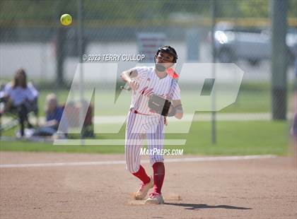 Thumbnail 3 in Carbon vs. Manti (UHSAA 3A Round 3) photogallery.