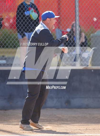 Thumbnail 1 in Carbon vs. Manti (UHSAA 3A Round 3) photogallery.
