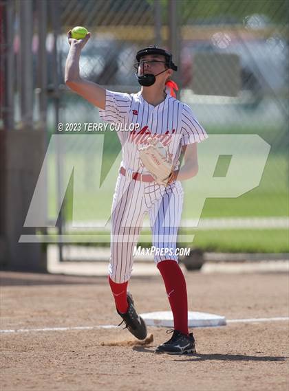 Thumbnail 1 in Carbon vs. Manti (UHSAA 3A Round 3) photogallery.