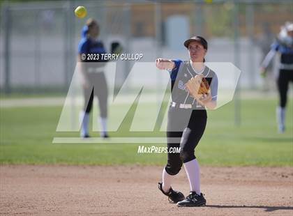Thumbnail 1 in Carbon vs. Manti (UHSAA 3A Round 3) photogallery.