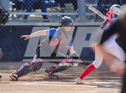 Thumbnail 3 in Carbon vs. Manti (UHSAA 3A Round 3) photogallery.