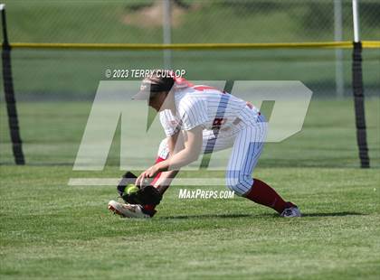 Thumbnail 2 in Carbon vs. Manti (UHSAA 3A Round 3) photogallery.