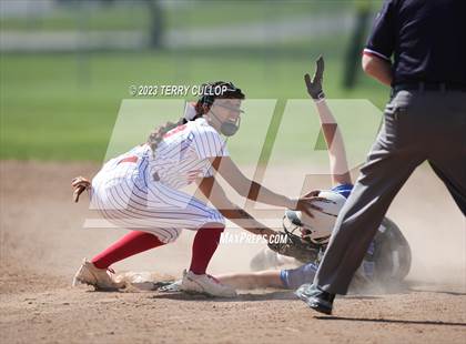 Thumbnail 2 in Carbon vs. Manti (UHSAA 3A Round 3) photogallery.