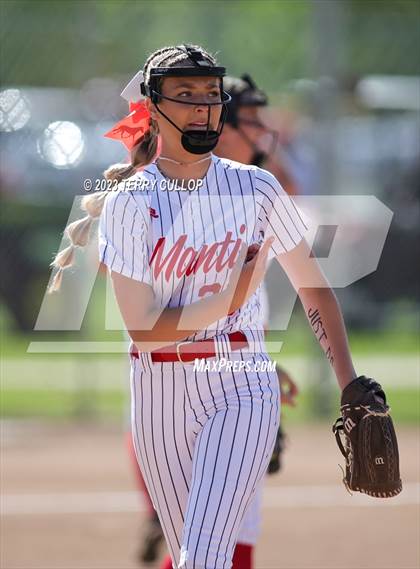 Thumbnail 2 in Carbon vs. Manti (UHSAA 3A Round 3) photogallery.