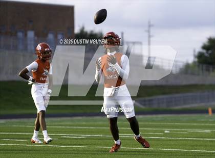 Thumbnail 2 in Fort Bend Elkins @ Fort Bend Dulles photogallery.