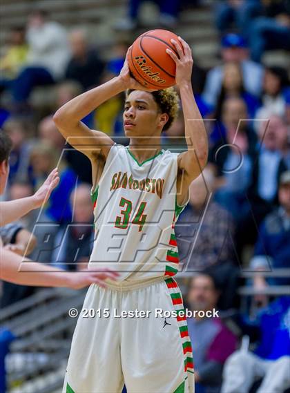 Thumbnail 2 in Alamo Heights vs. Houston (5A Bidistrict) photogallery.