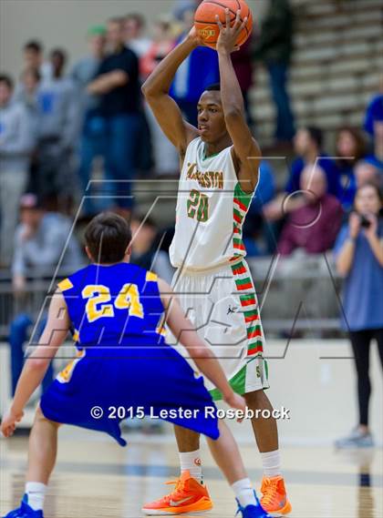 Thumbnail 1 in Alamo Heights vs. Houston (5A Bidistrict) photogallery.
