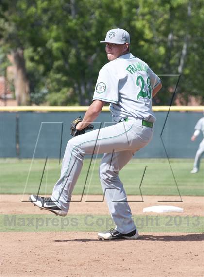 Thumbnail 3 in Thousand Oaks vs. Canyon photogallery.